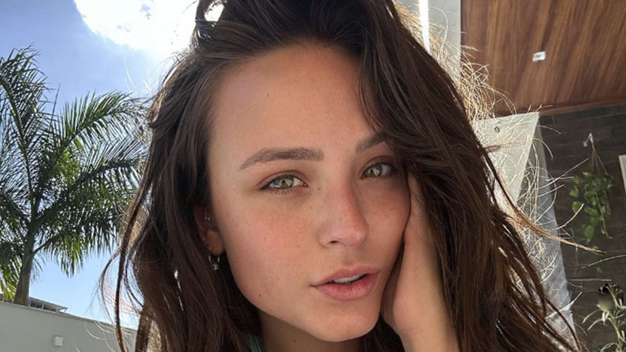 Direto do Tudo Pop: Larissa Manoela se desentende com a mãe por venda de mansão; entenda(Reprodução/TudoPop)